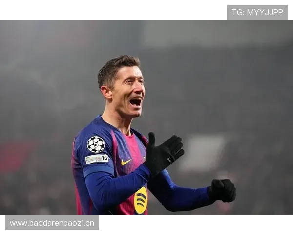 巴萨重建方向看似明确,实际仍面临战略摇摆与稳定性考验 巴萨重建方向看似明确,实际仍面临战略摇摆与稳定性考验